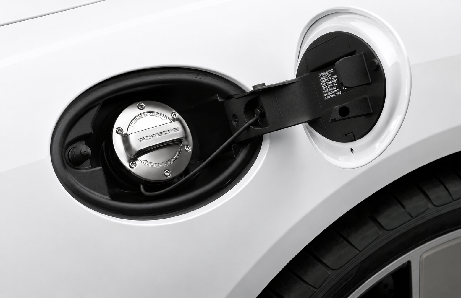 Bouchon de Réservoir Sport Aspect Aluminium Porsche – Pour 911 (996/997), Boxster (986/987), Cayman (987) & Cayenne (955/957)