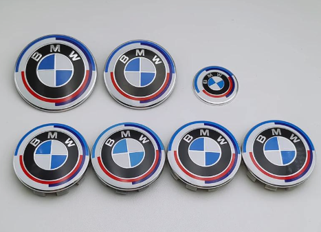 Kit Complet 7 Emblèmes BMW – Édition 50e Anniversaire ou Full Black – Pour Capot, Coffre, Jantes & Volant